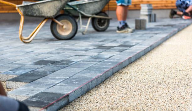 Best Concrete Walkway Installation  in Guntown, MS